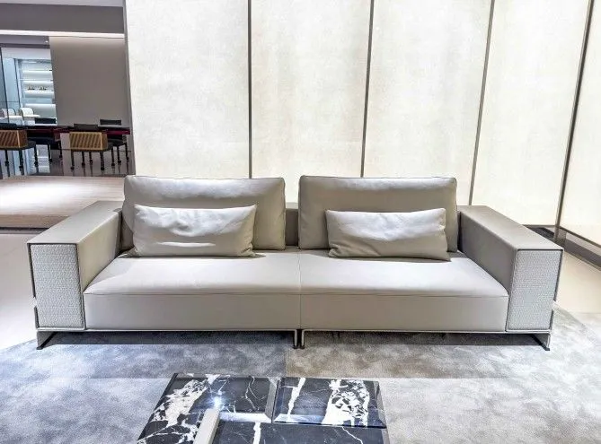 M7709SF4 Sofa: A Pinnacle of Modern Comfort