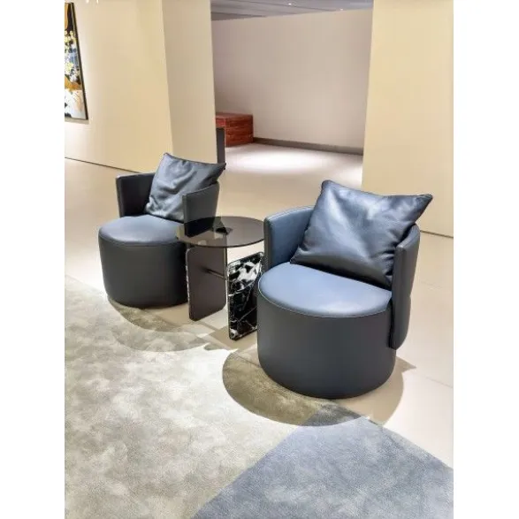 M7709SF13 Lounge Chair: Where Elegance Meets Relaxation