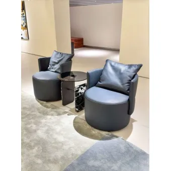 M7709SF13 Lounge Chair: Where Elegance Meets Relaxation