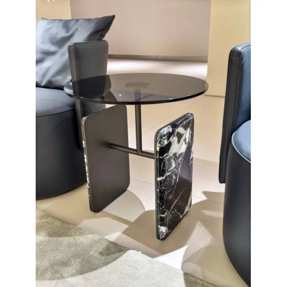 M7709H5C Corner Table: Exquisite Fusion of Style and Utility
