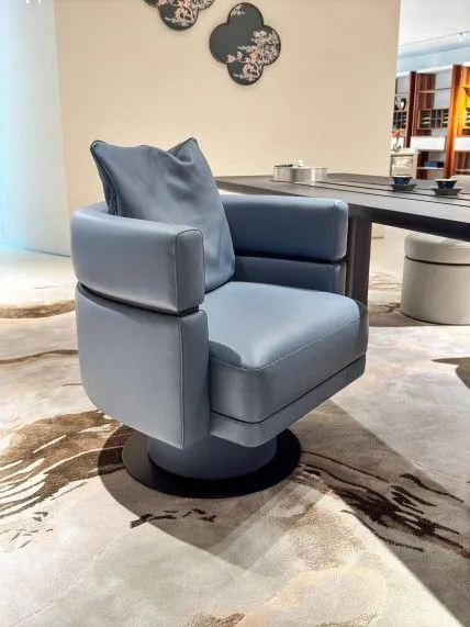 M7711H31 Tea Chair: Epitome of Comfort for Serene Tea Moments