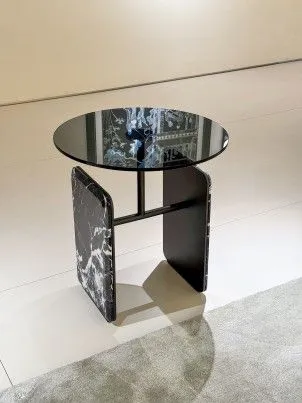 M7709H5C Corner Table: Exquisite Fusion of Style and Utility