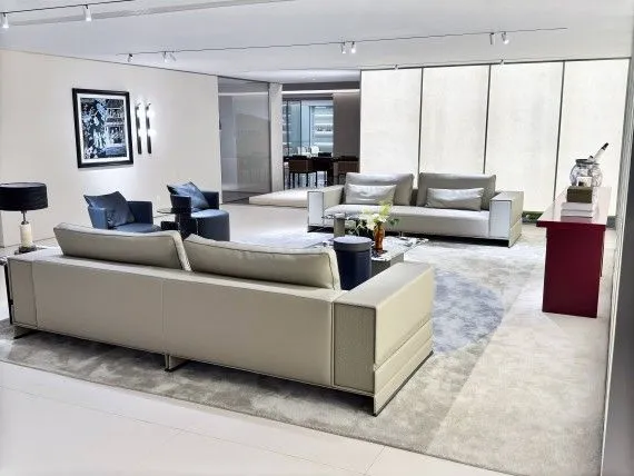 M7709SF4 Sofa: A Pinnacle of Modern Comfort