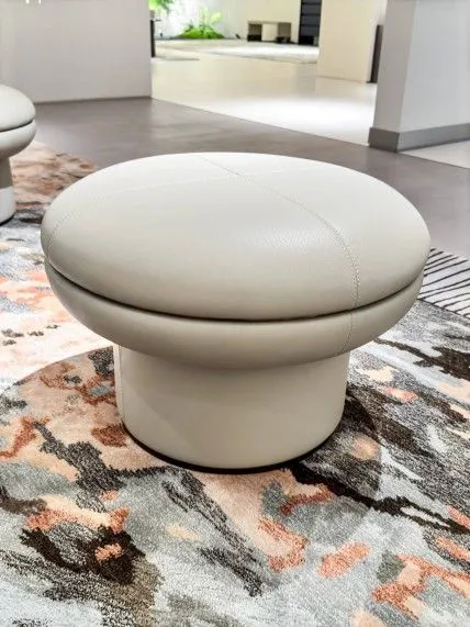 M7710SF11 Drum Stool: Elegant & Compact Seating with Timeless Appeal
