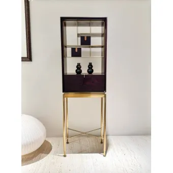 Glistening Gold Showcase