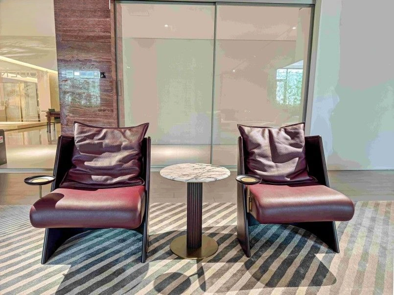 Crimson charm Elegant Seat M7706SF13 Lounge Chair
